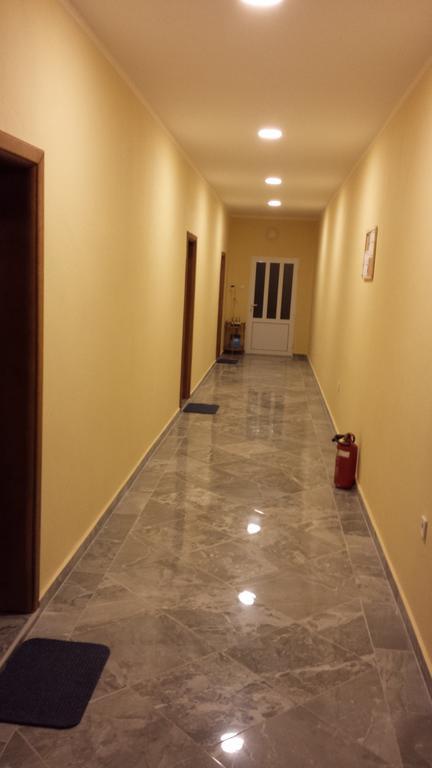 Kazablanka Rooms Aerodrom Susunja Esterno foto